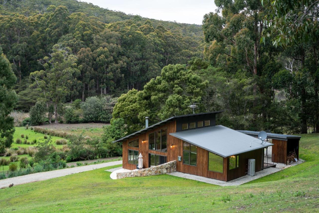 Adventure Bay Retreat Bruny Island Villa Bagian luar foto