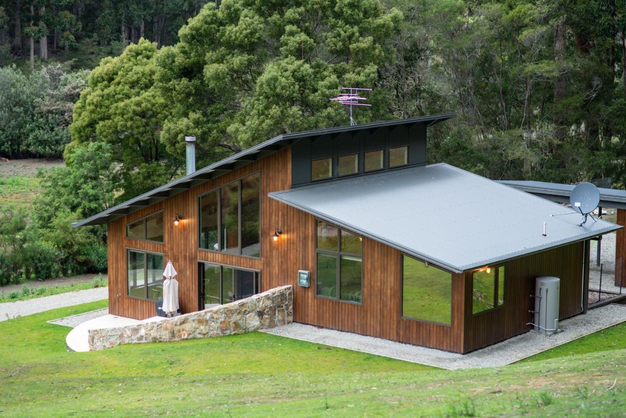 Adventure Bay Retreat Bruny Island Villa Bagian luar foto